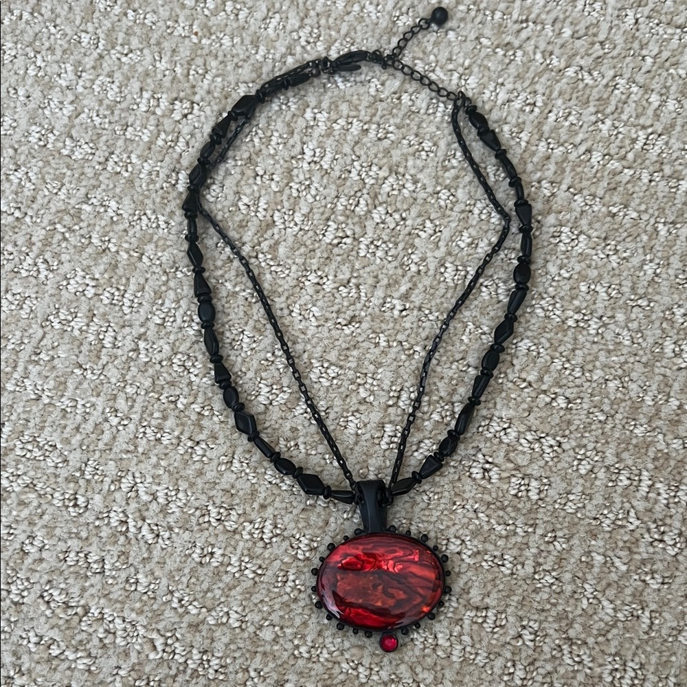 Chico’s Elegant Black and Red Pendant Necklace